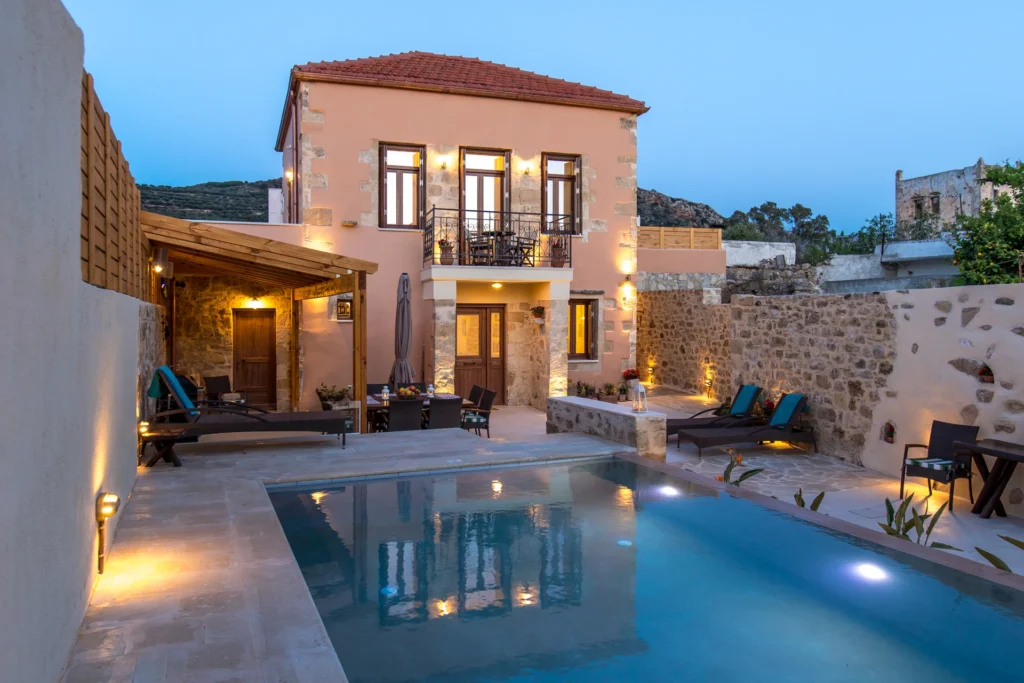 RENOVATION OF AN OLD STONE HOUSE